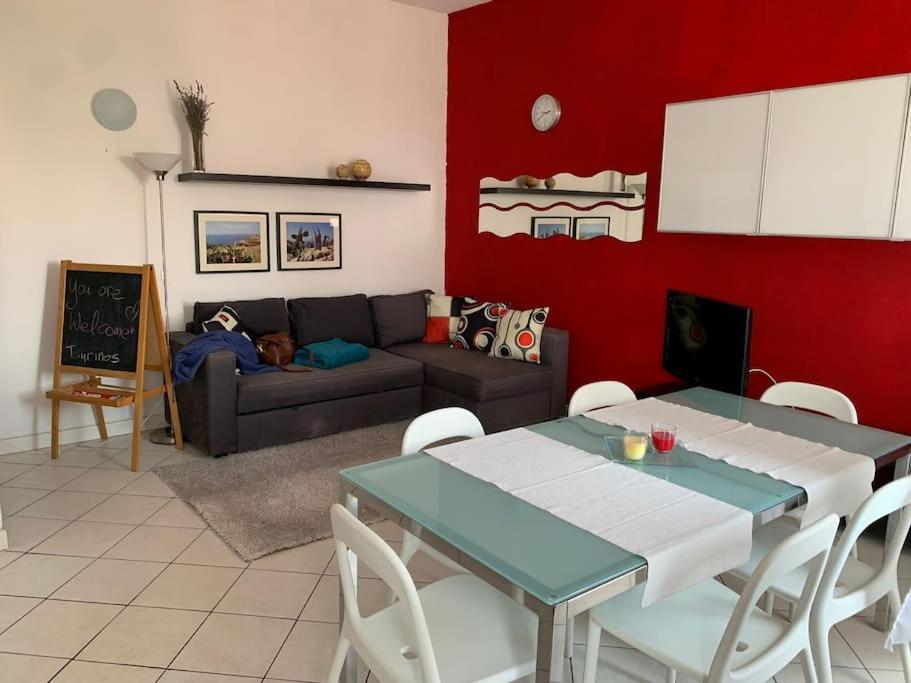 Appartamento Incantevole A Parma Bagian luar foto