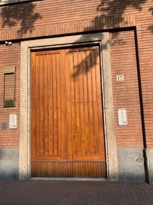 Appartamento Incantevole A Parma Bagian luar foto