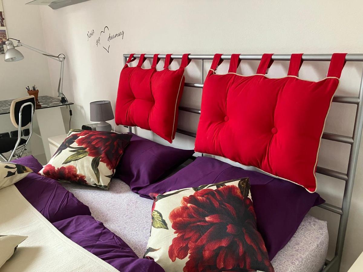 Appartamento Incantevole A Parma Bagian luar foto